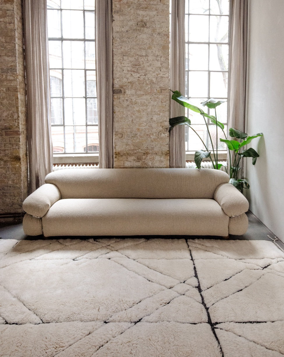 Modern, designer, handcrafted 100% sheep’s wool Berber rug from Morocco. Beni M’rirt carpet with beautiful colours and patterns and fluffy wool texture.